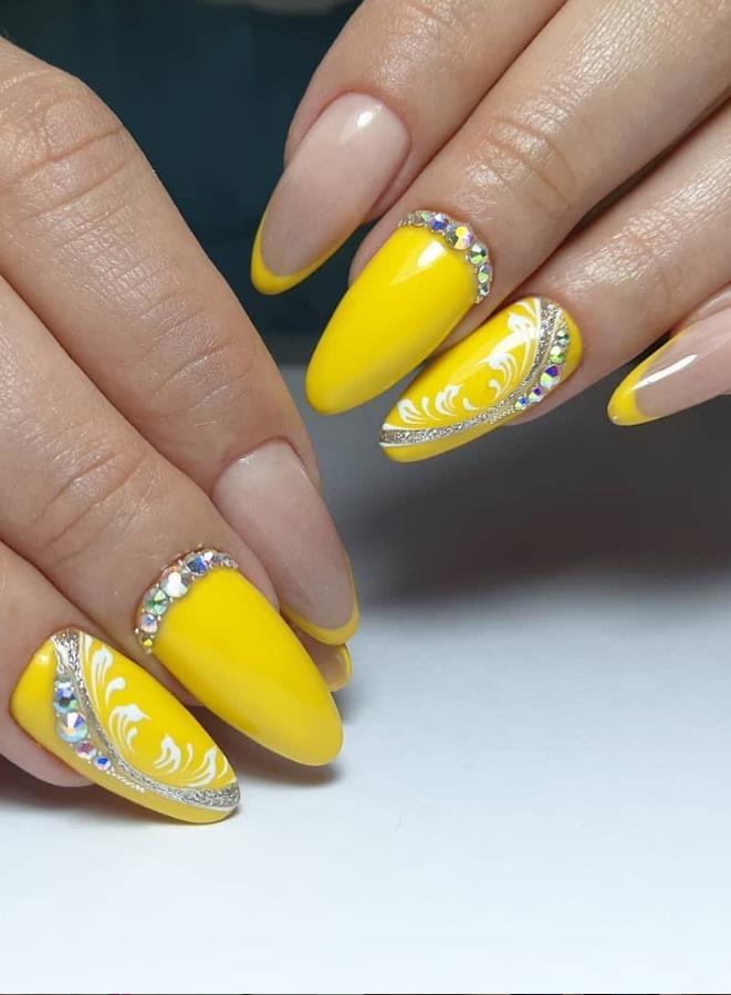 40 Clear Almond Nails Art Ideas,Inspiration For Your Beauty