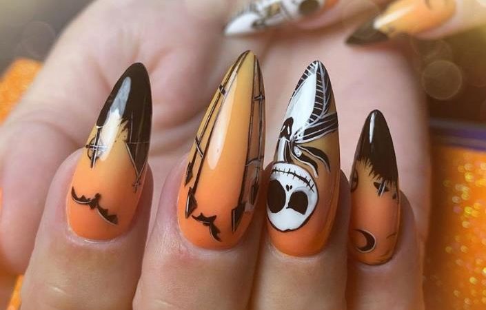 Come On! You Want A Halloween Themed Stiletto Nails Art Ideas!