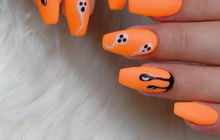 Choose The Short Nail Pictures With The Theme Of Halloween,  Be A Living Wave Girl Full Of Ancient Spirit