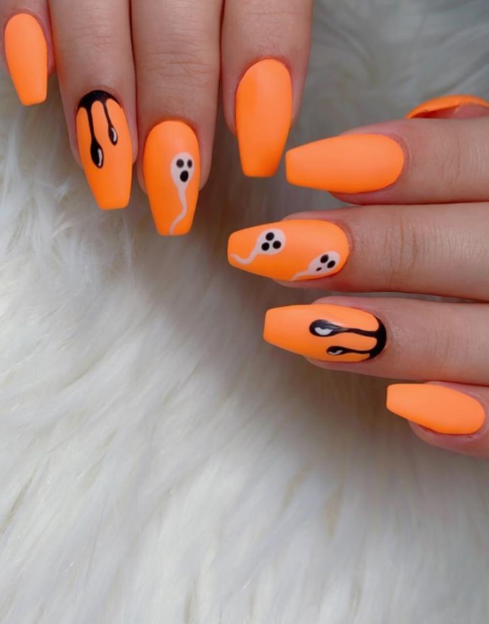 Choose The Short Nail Pictures With The Theme Of Halloween,  Be A Living Wave Girl Full Of Ancient Spirit