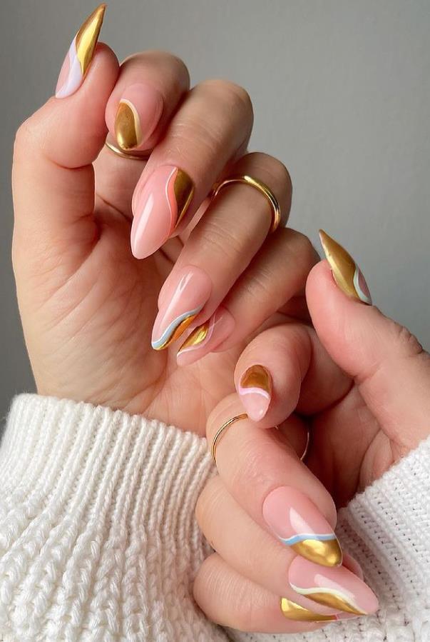 Recently, Almond Spring Nail Design is Very Popular. It’s Age Reducing and Lovely