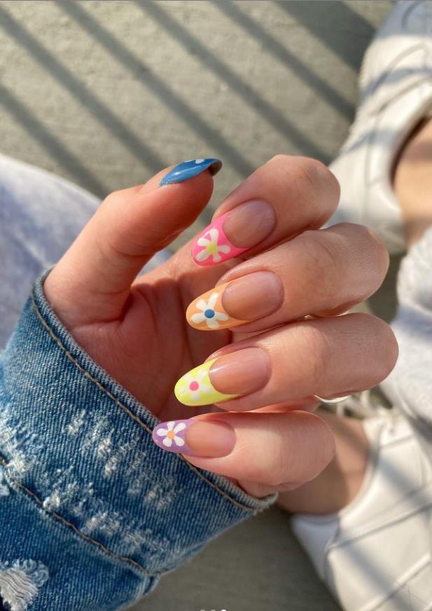 39 Summer Nail Ideas -- There's always one nail you can't put down