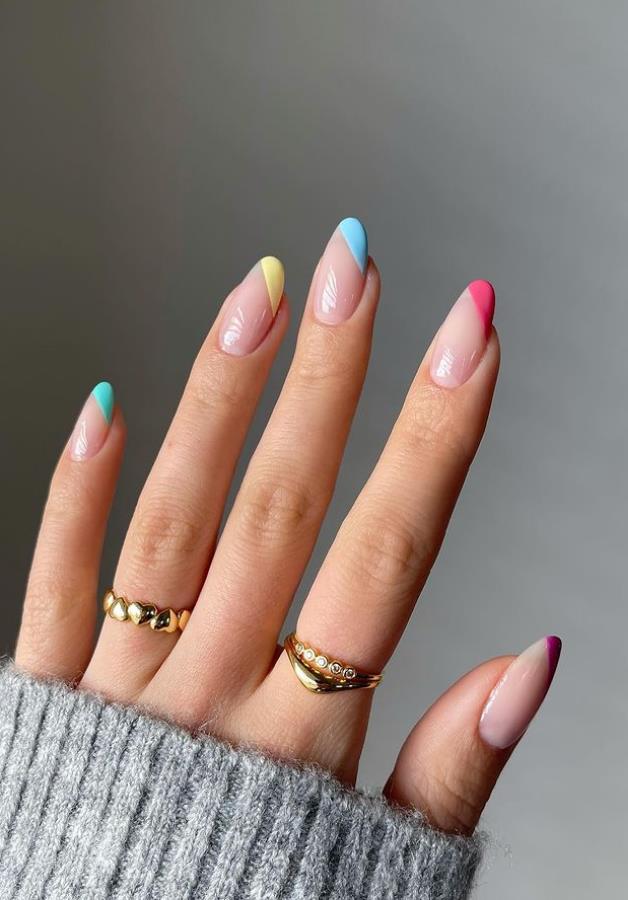 Chic Nail Designs for Almond Shaped Nails