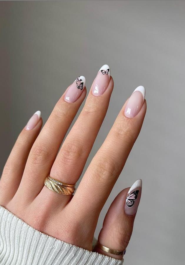 30 Amazing Almond Nail Design In May 2021