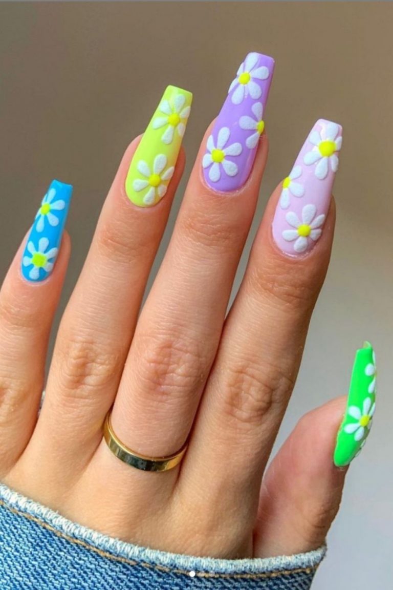 32 Beautiful Coffin Acrylic Nails with Flower for May Nails