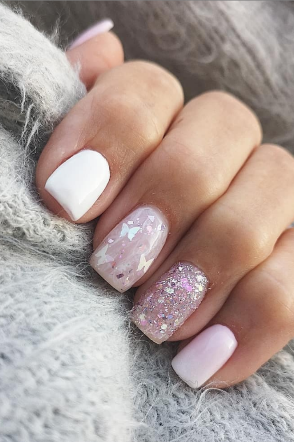 Glitter short nails