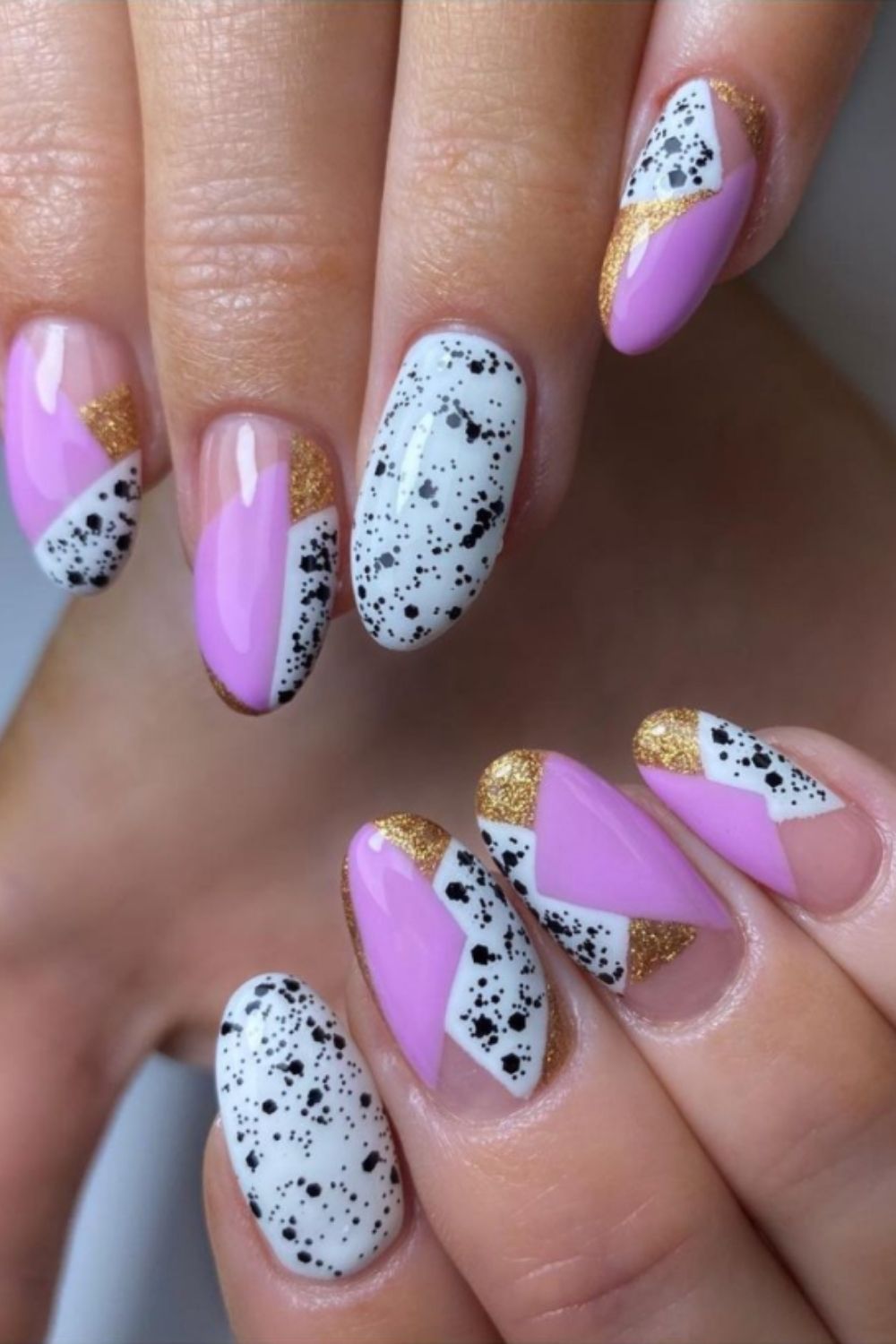 Gold and white summer nail art designs