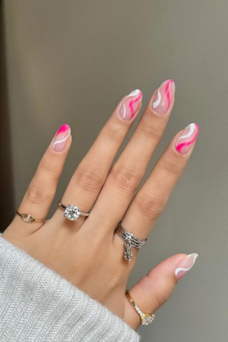 35 Cute Oval Nails Art Designs for Summer Nails 2021