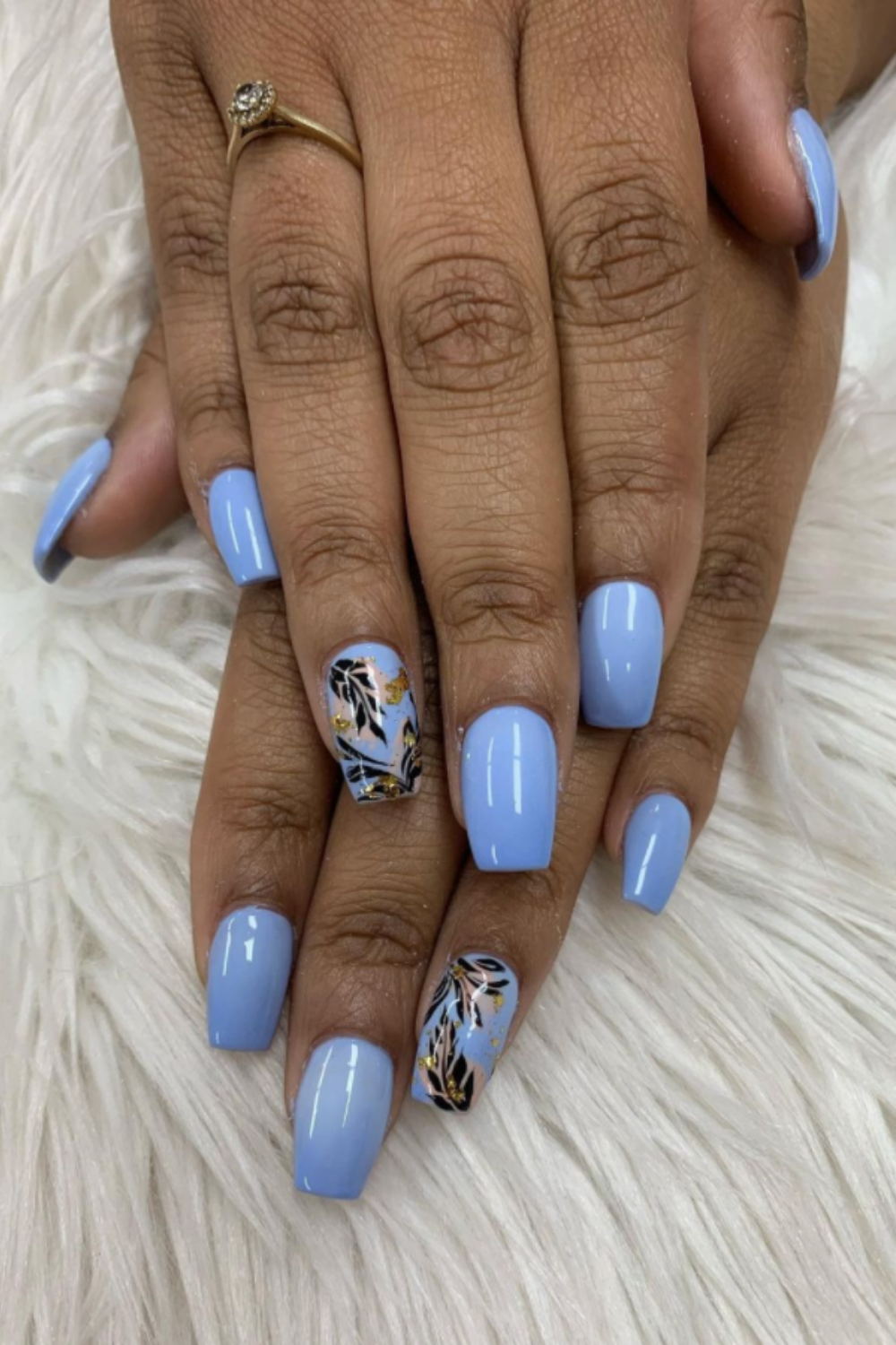 Light blue short acylic nails art 