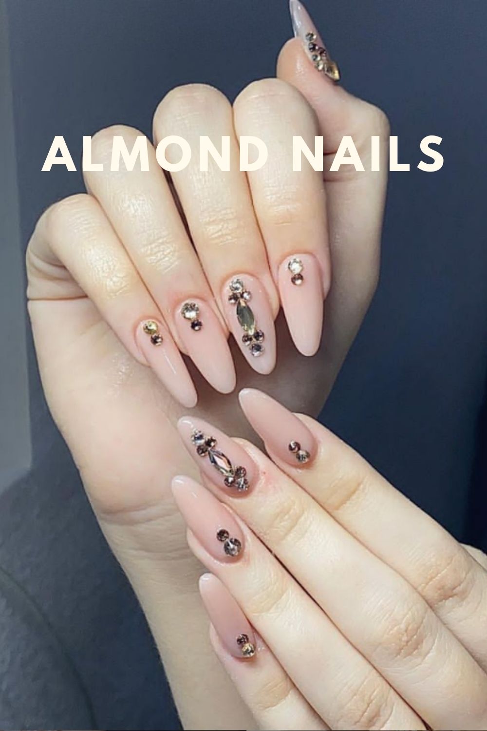 Almond-Shaped Nails Art for Autumn Nails 2021