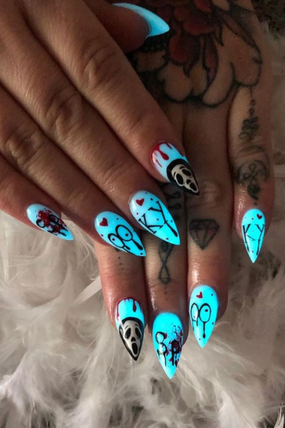 Cute halloween nails 