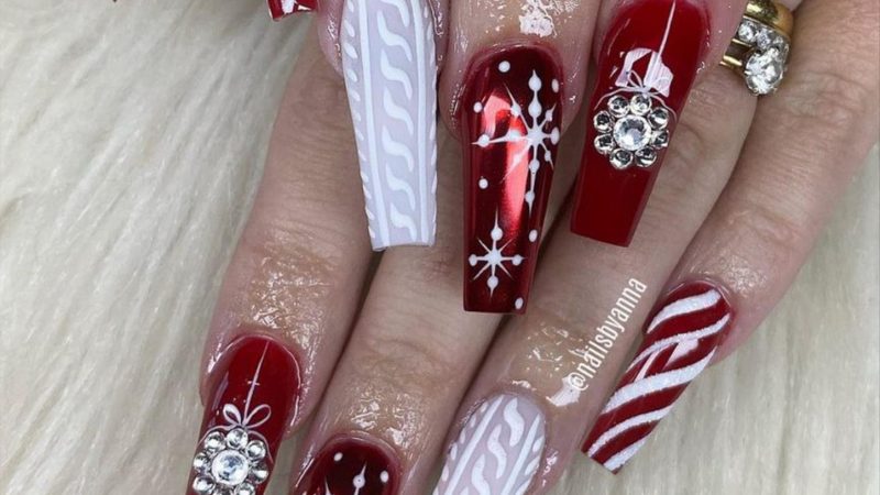 30 Best Christmas nails designs with acrylic coffin shaped nails