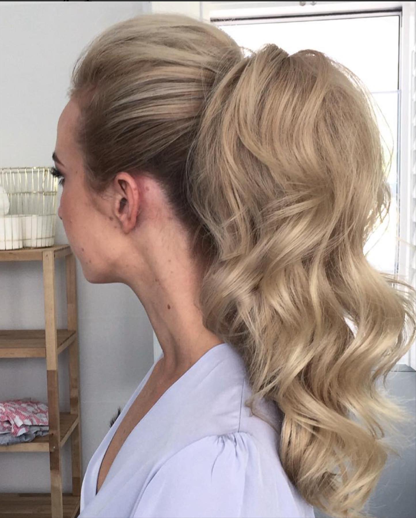 Easy ponytail hairstyles for long hair to wear  