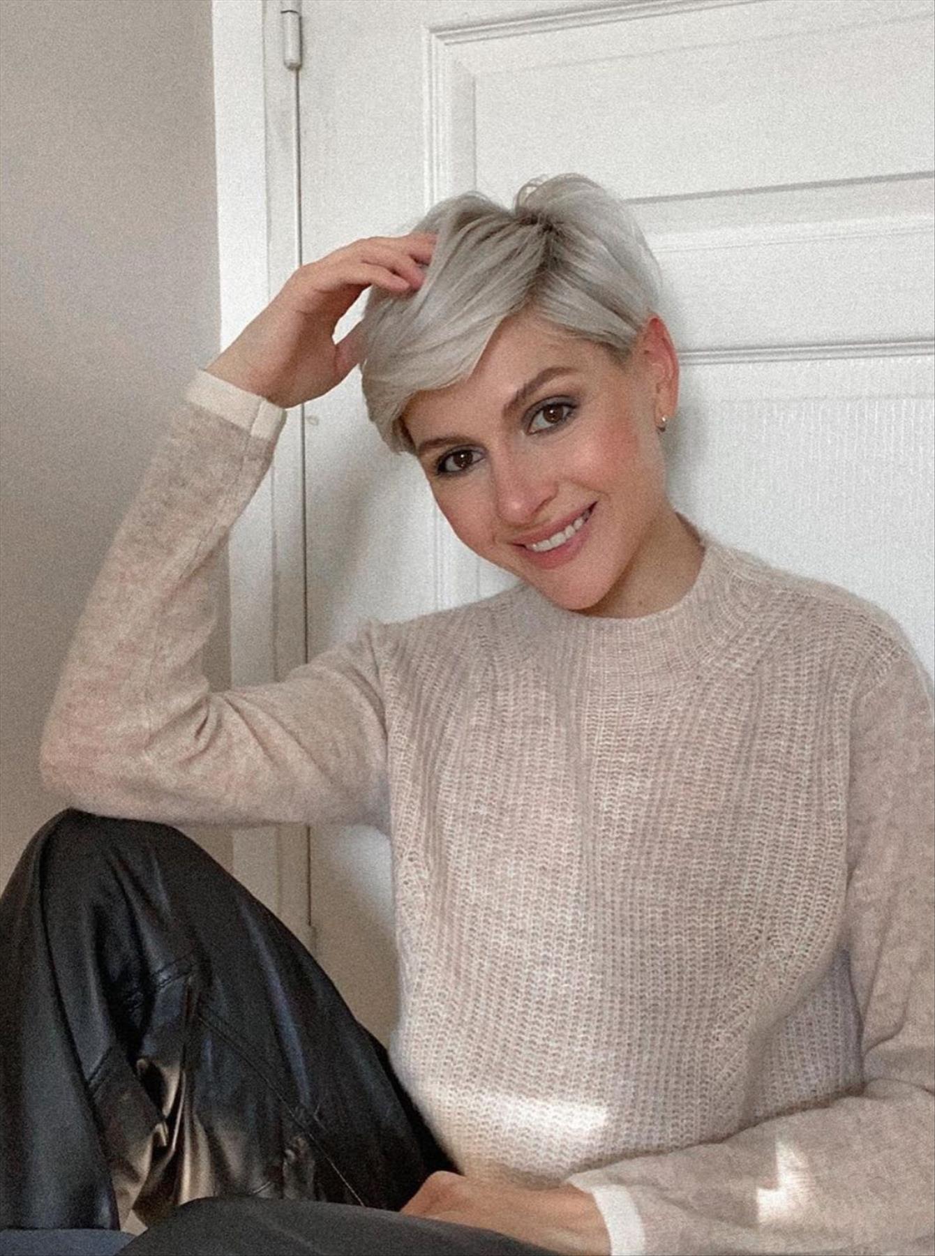 Best Short hairstyles with pixie cuts for women in 2022
