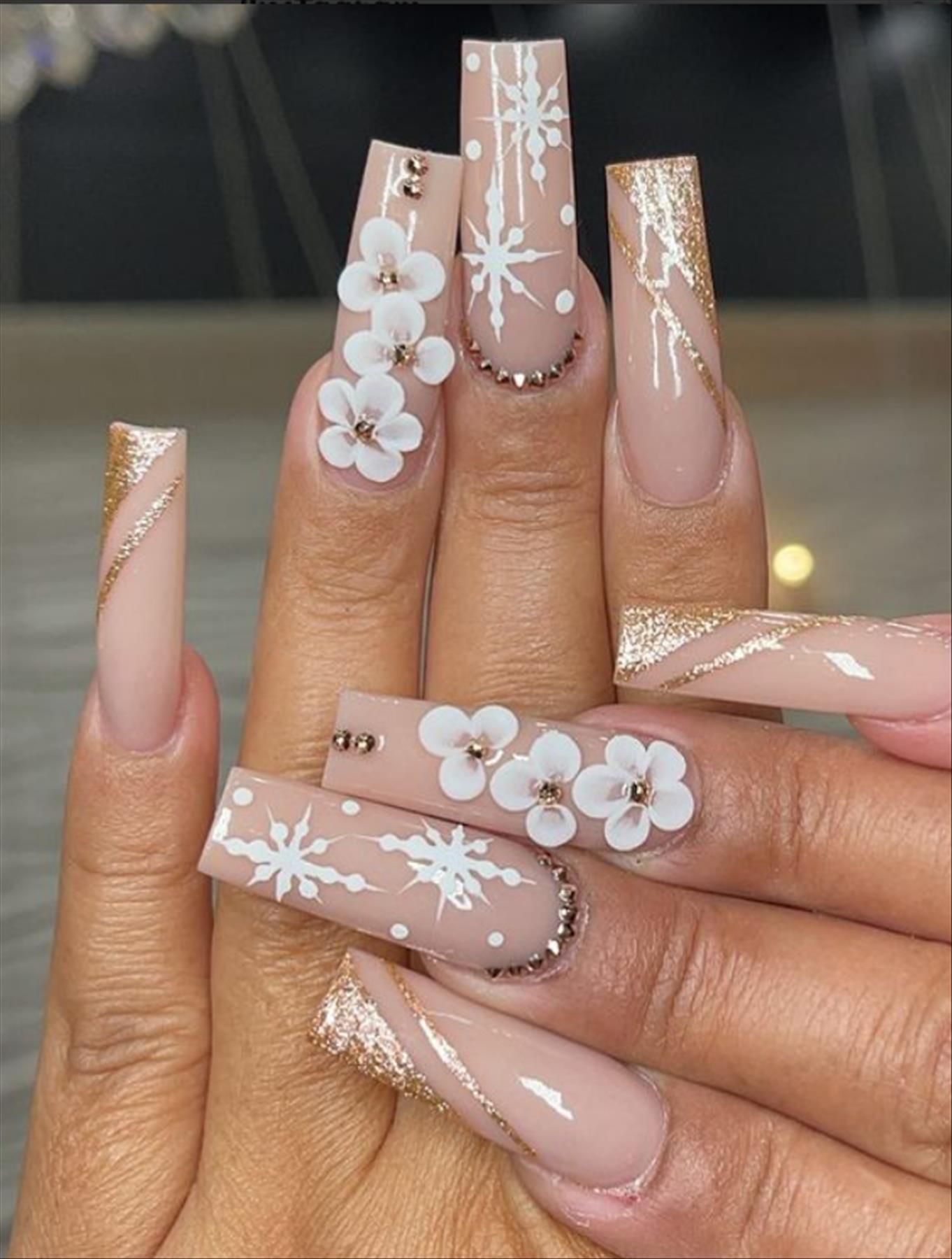 Elegant Christmas acrylic nails with snowflake nails