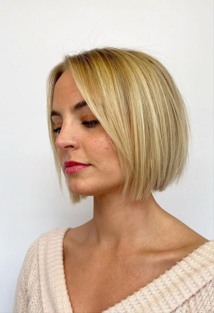 24 Best blunt bob haircut for fine hair 2022 - Lilyart