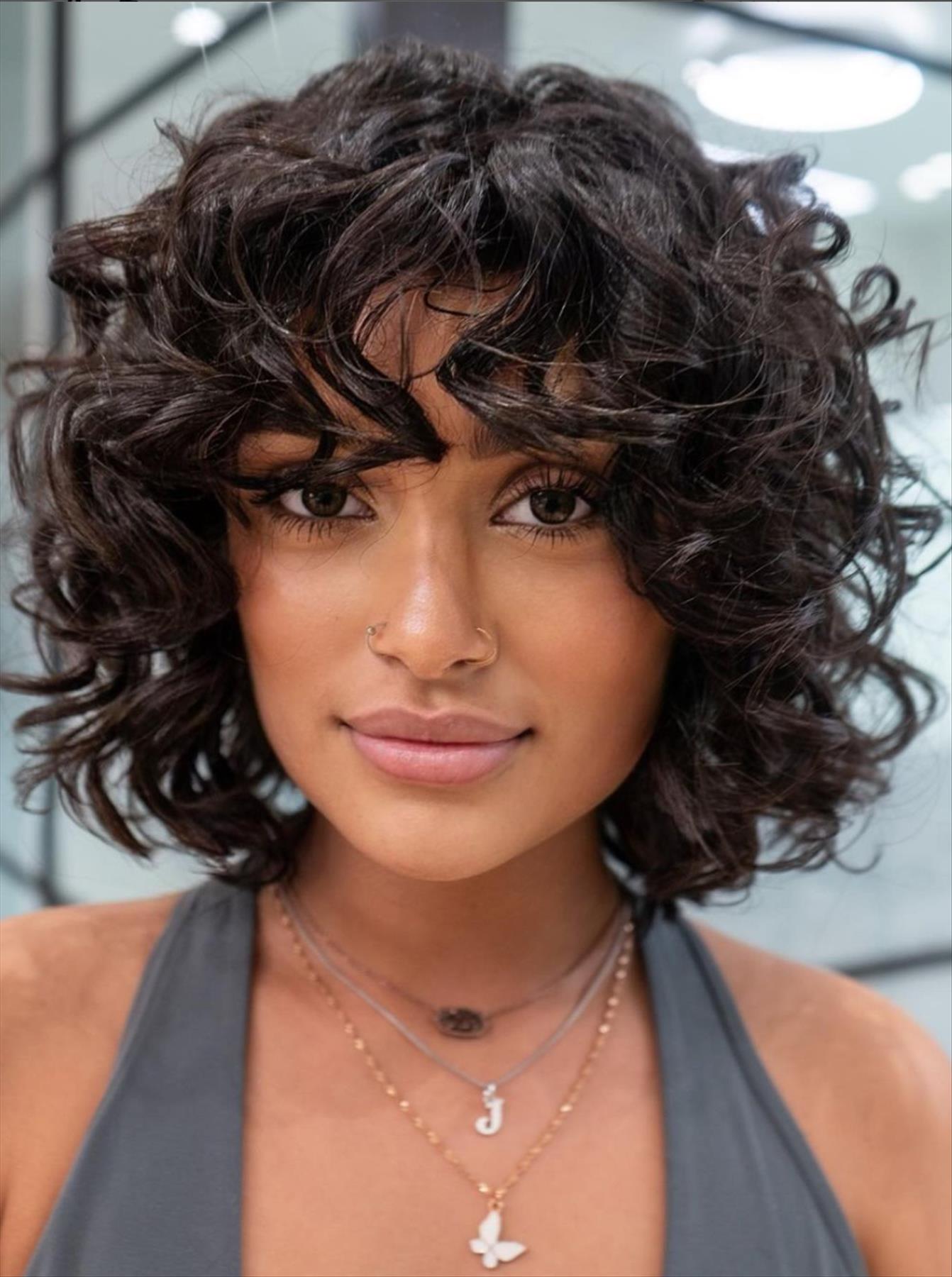 Easy Short Natural Curly Hairstyles for Women