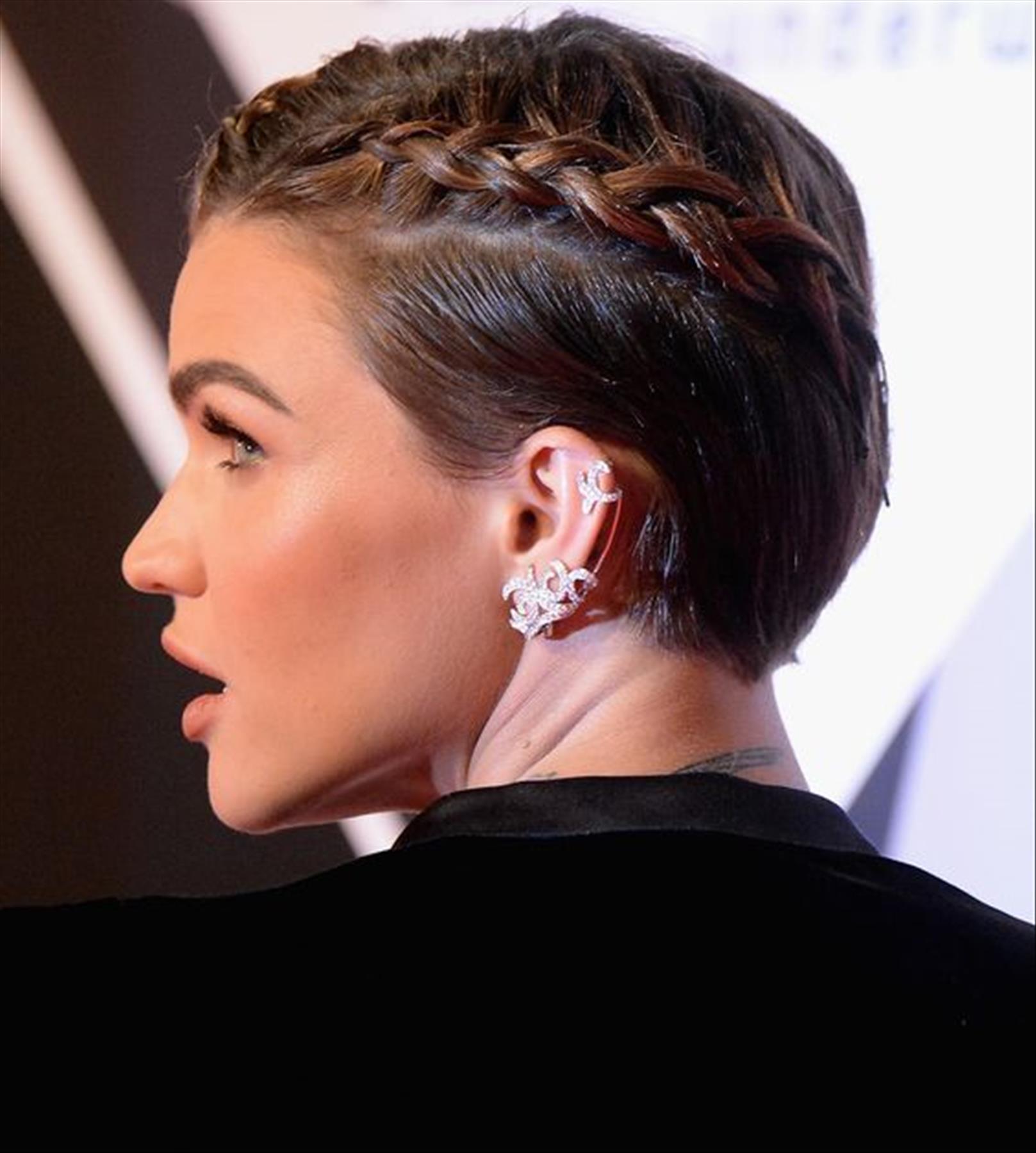 Chic Prom Hairstyles for Short Hair To Be Hot