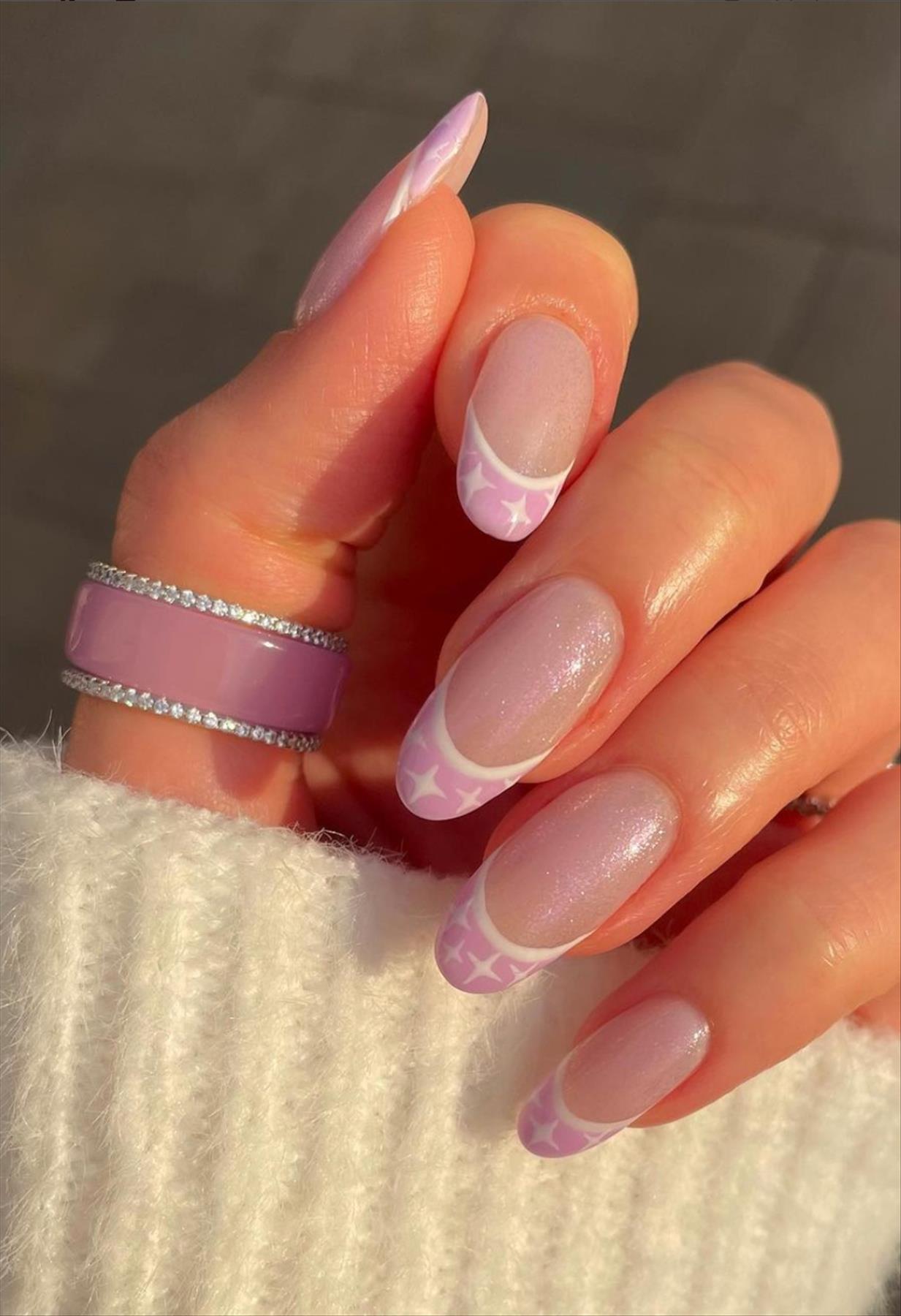 Elegant french tip nails for a unique look