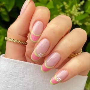 32 Elegant french tip nails for a unique look