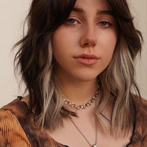 32 Stunning hairstyles with bangs and layers for cool girls