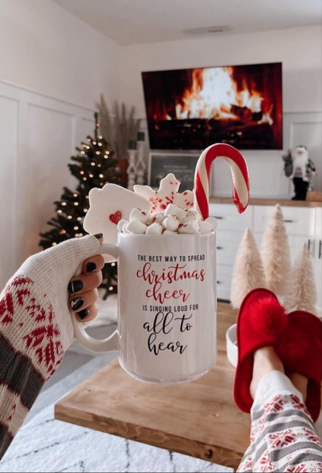 32 Creative Christmas mugs design for friends & family - Lilyart