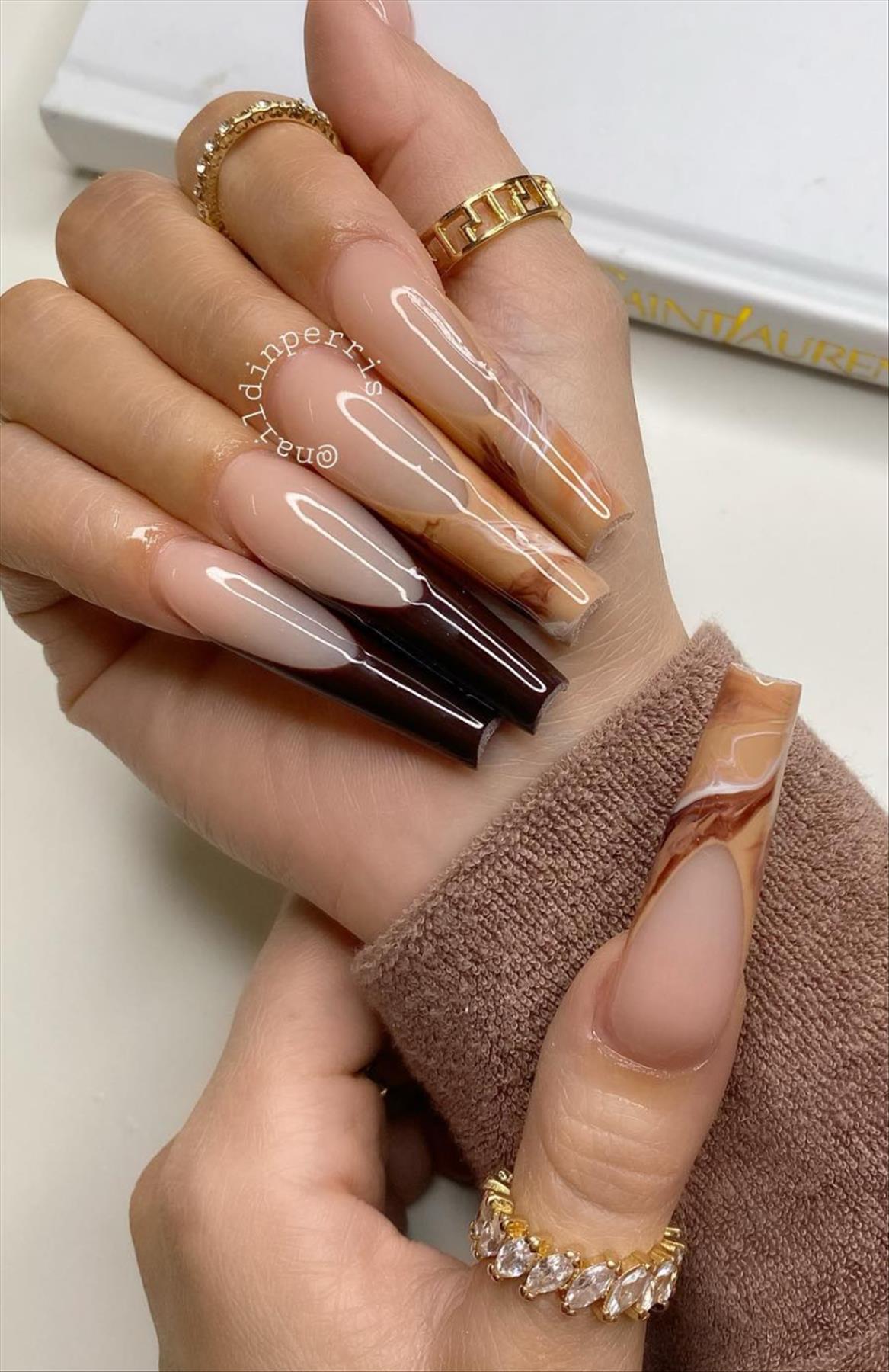 32 Fabulous Winter Coffin Nail Designs For 2022